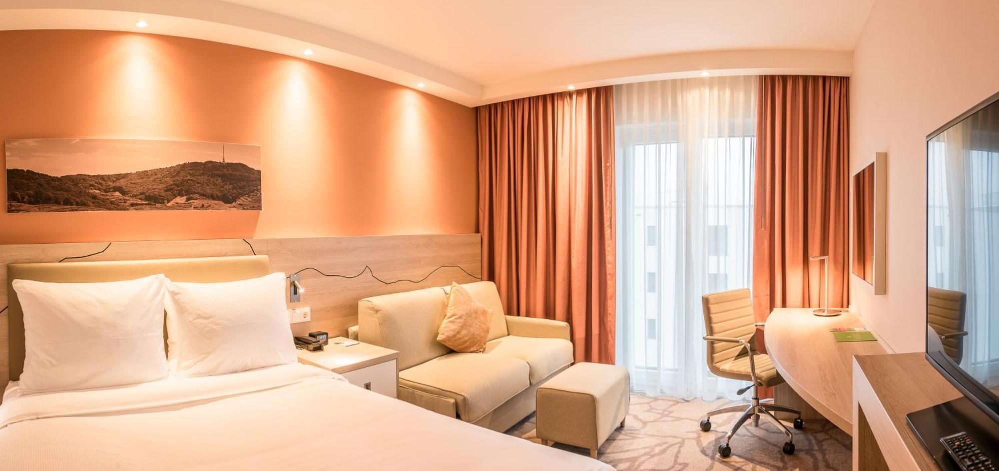 Hampton By Hilton Freiburg Hotel Bagian luar foto